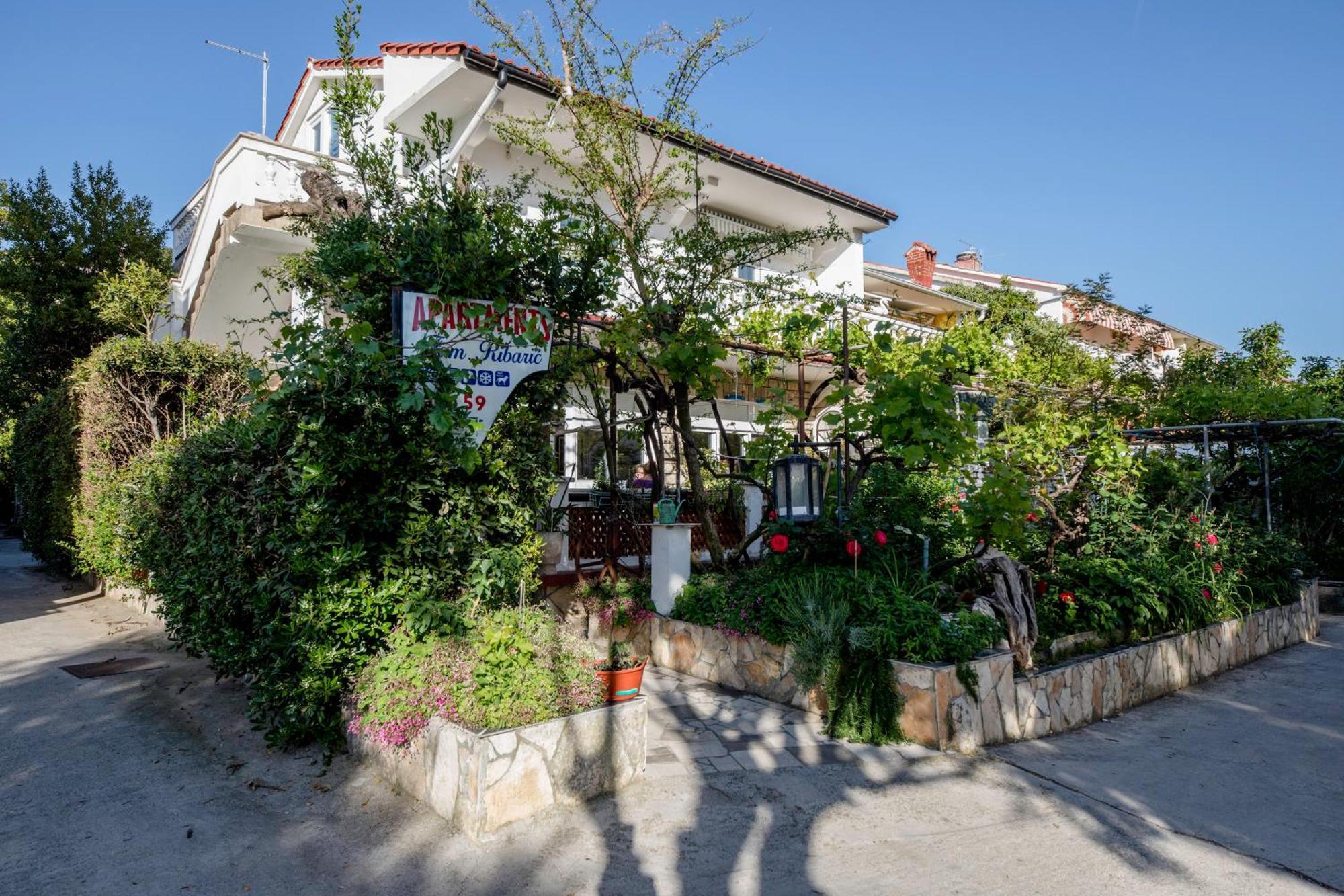 Apartamento Kazo Rab Town Exterior foto